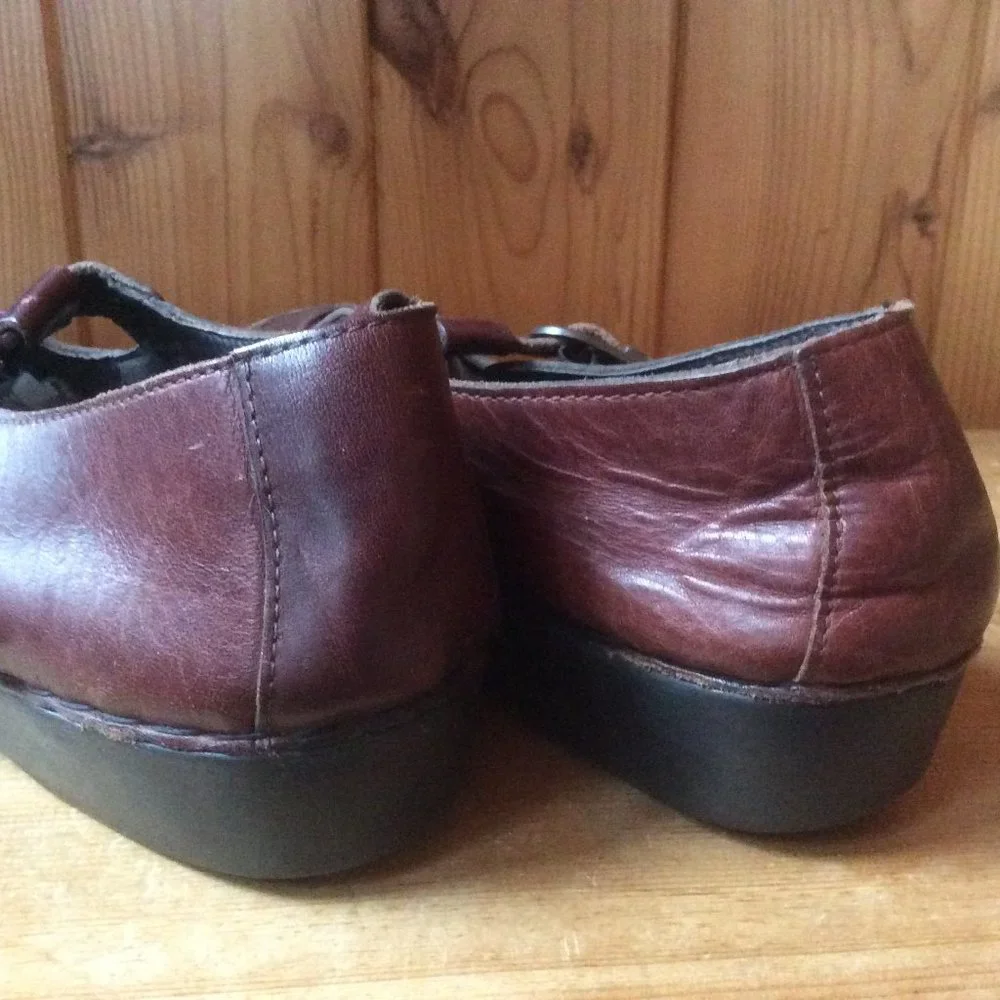 Zeeta Cinnamon Mary Jane Leather Buckle Shoes Size 41-US 9.5 - Picture 6 of 7